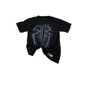 Y2k black and grey WWE Roman Reigns tee